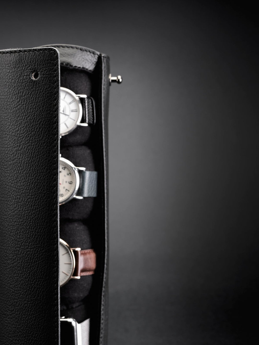 Capra Leather Travel Watch Case · Black - VERO Watch Company