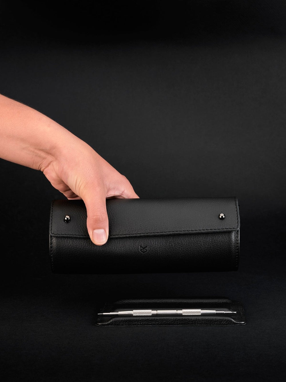 Capra Leather Travel Watch Case · Black - VERO Watch Company