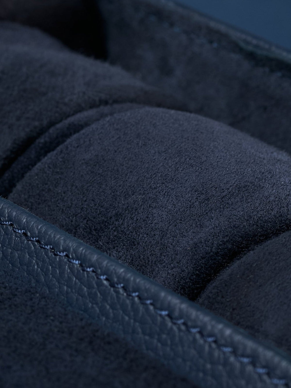 Capra Leather Travel Watch Case · Navy - VERO Watch Company