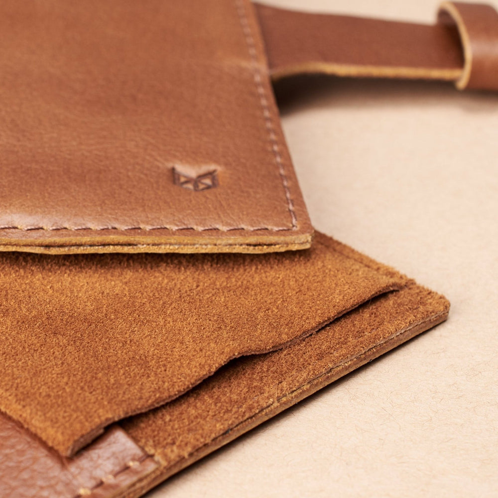 Capra Leather Watch Roll · Tan - VERO Watch Company
