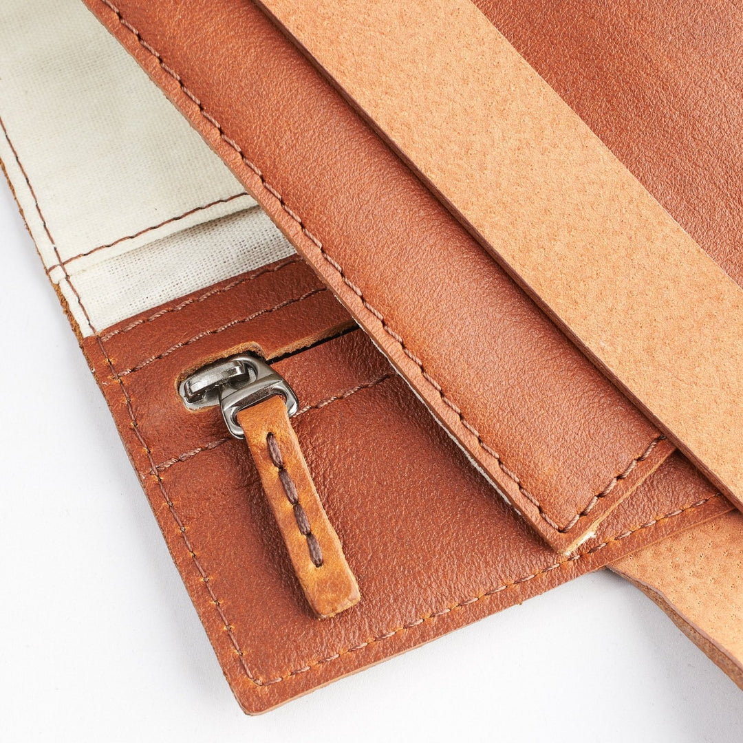 Capra Leather Watch Roll · Tan - VERO Watch Company